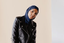 Load image into Gallery viewer, Unisex Black Leather Jacket Classic Biker